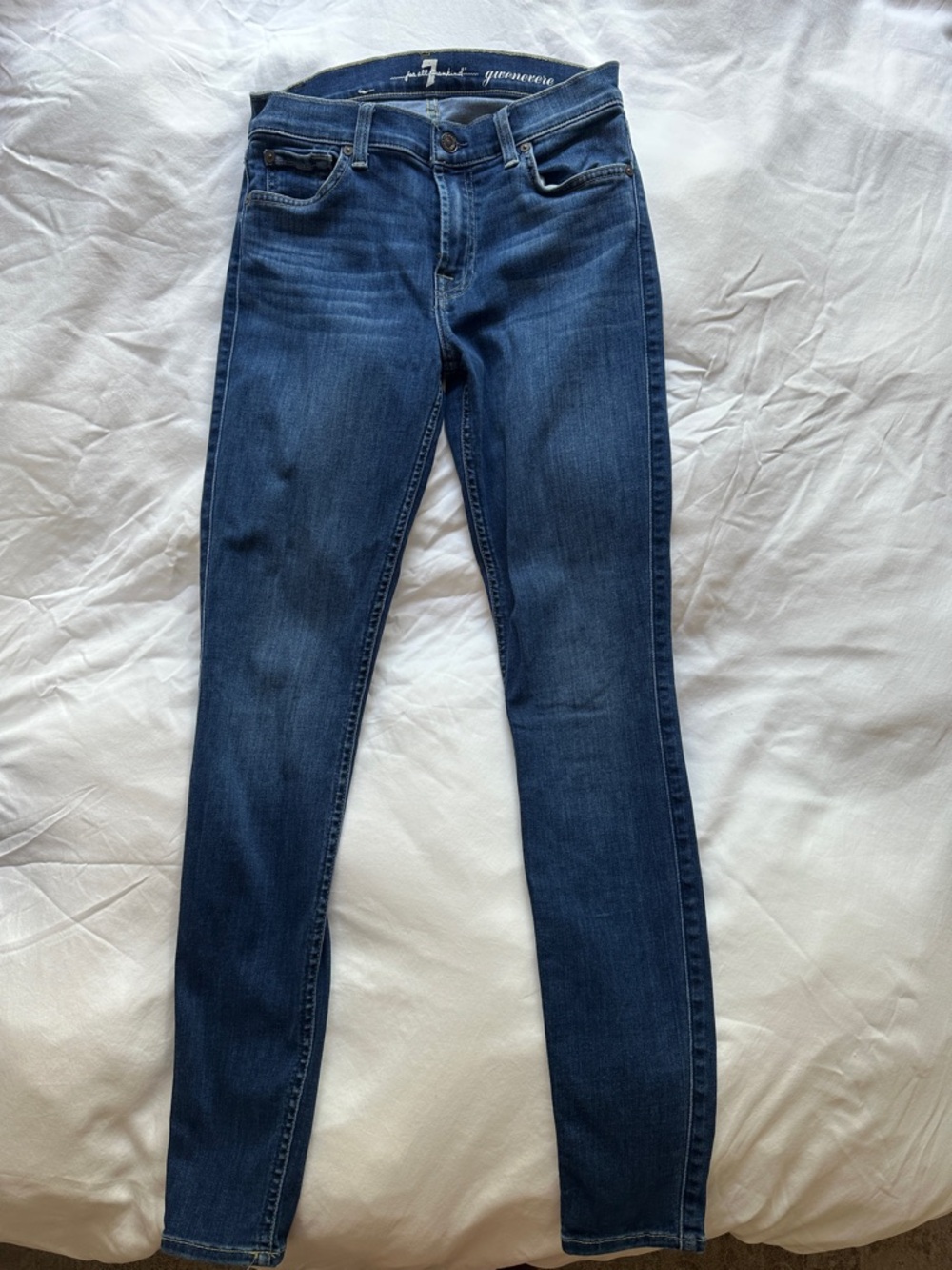 7 For All Mankind Skinny Jeans in Dark Blue